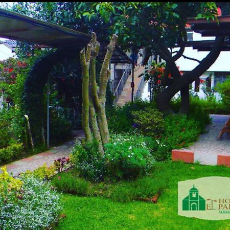 Hostal El Parque Tababela Kültér fotó